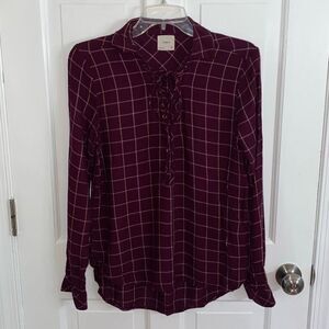 🔥3/$20🔥 Harper long sleeve tie front blouse size S